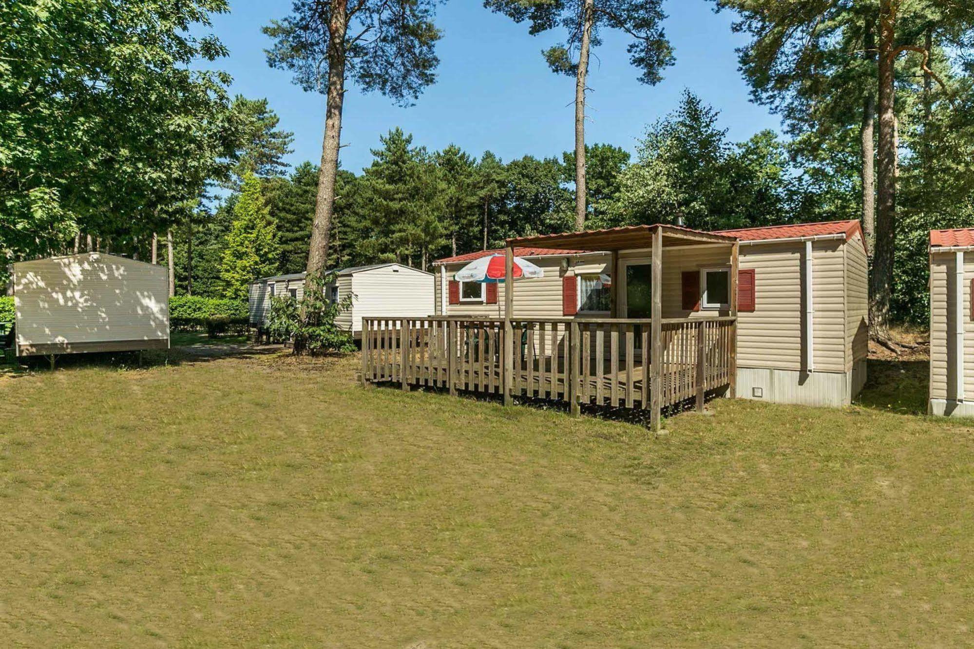Oostappen Vakantiepark Hengelhoef NV Aan de Wolfsberg Exterior foto