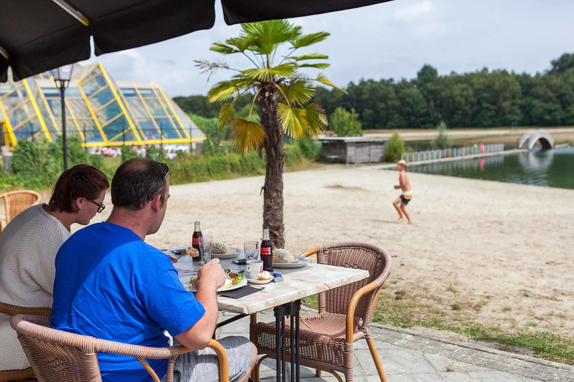 Oostappen Vakantiepark Hengelhoef NV Aan de Wolfsberg Exterior foto